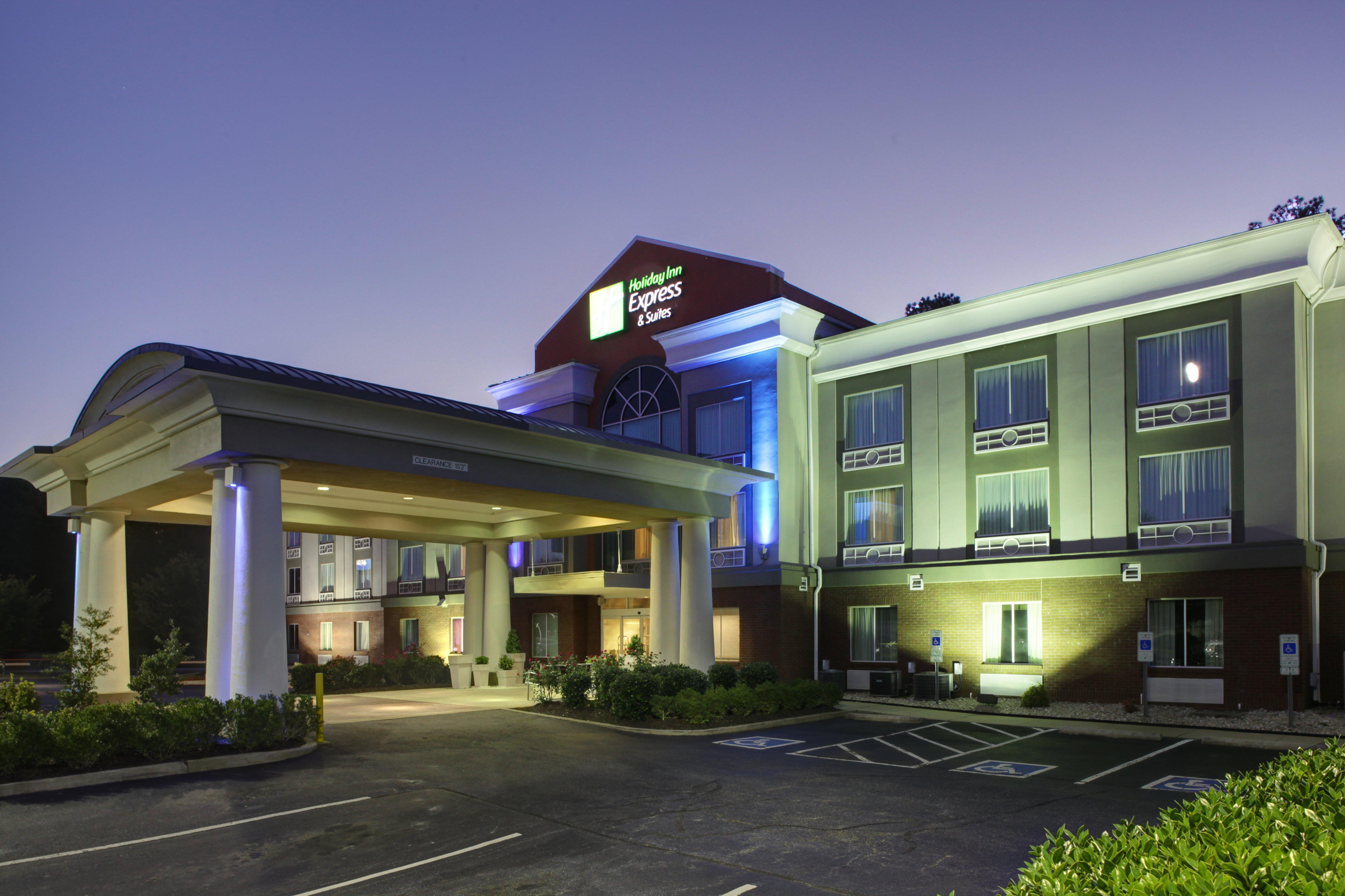 Holiday Inn Express Hotel & Suites Emporia By Ihg Ngoại thất bức ảnh