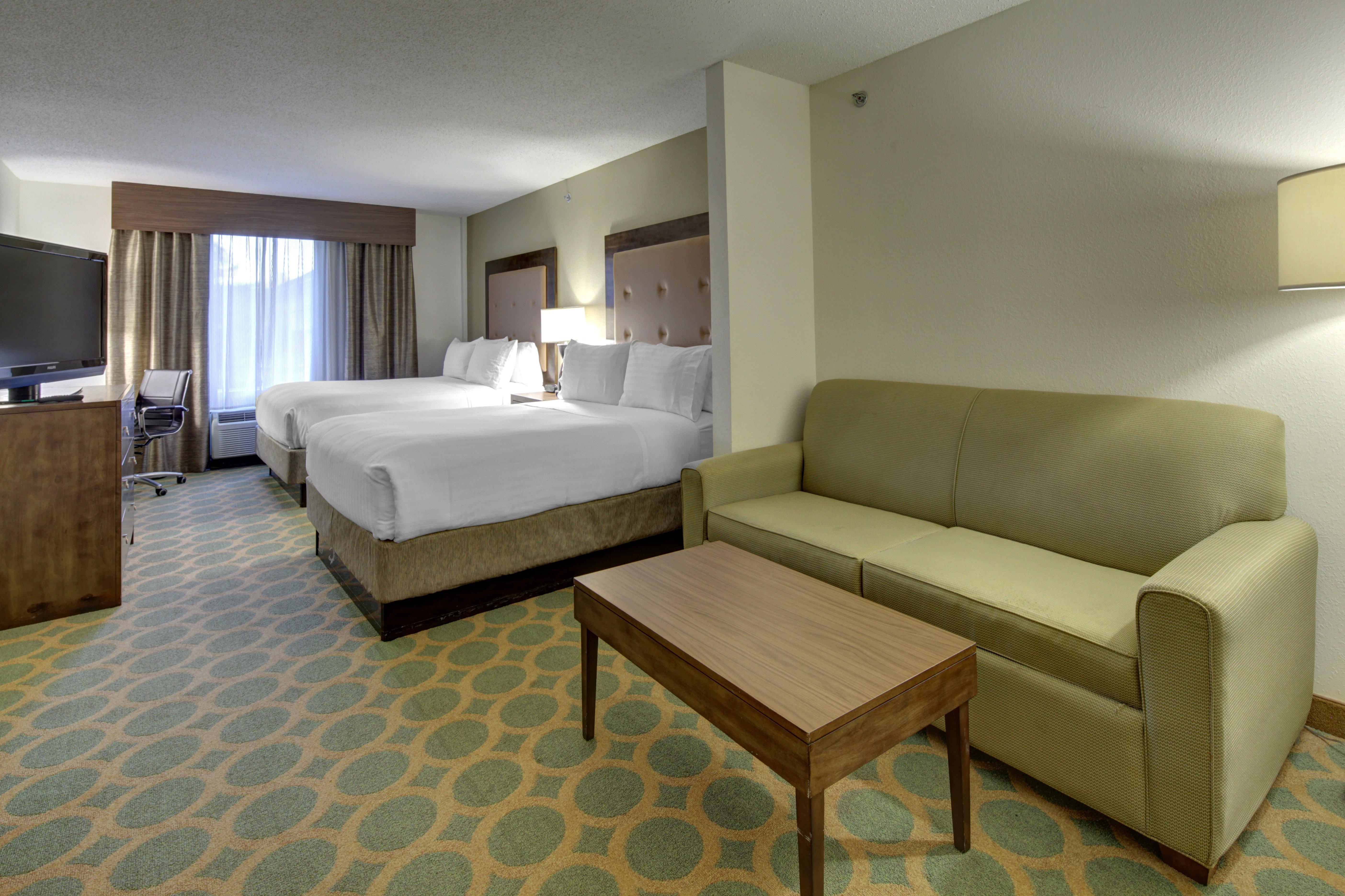 Holiday Inn Express Hotel & Suites Emporia By Ihg Ngoại thất bức ảnh