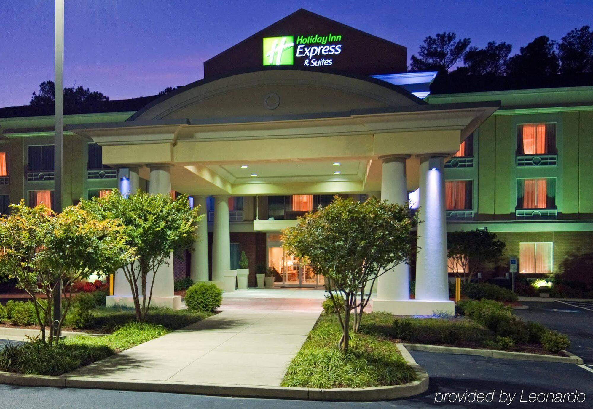 Holiday Inn Express Hotel & Suites Emporia By Ihg Ngoại thất bức ảnh